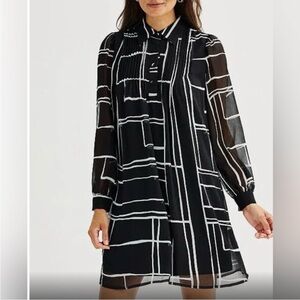 Women’s Nine West Black and White Long Sleeve Chiffon Dress- extra small